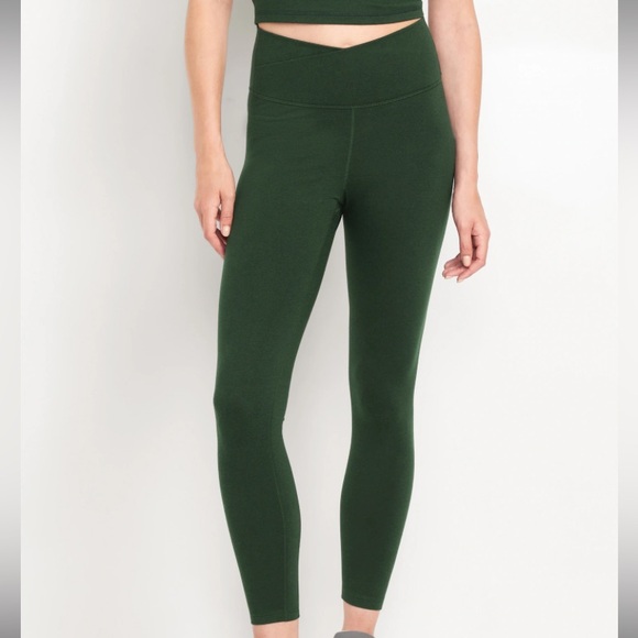 2/$24 Old Navy Cloud Soft Leggings - Picture 1 of 5